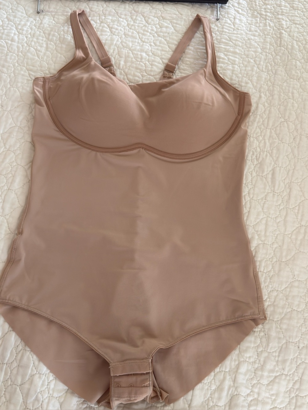 Leonisa Shaping Bodysuit – Nude